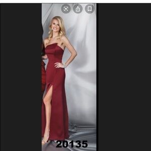 Elegant Strapless Purple Dress